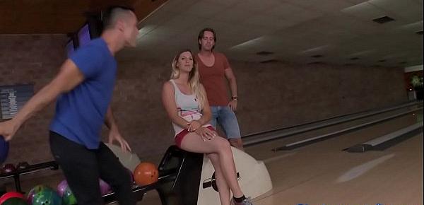  Eurobabe doublepenetrated after bowling game